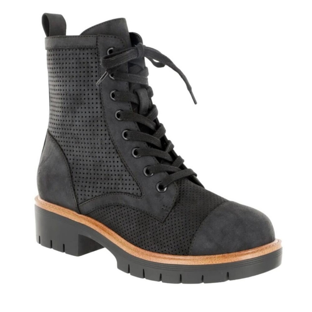 MIA Combat Boots